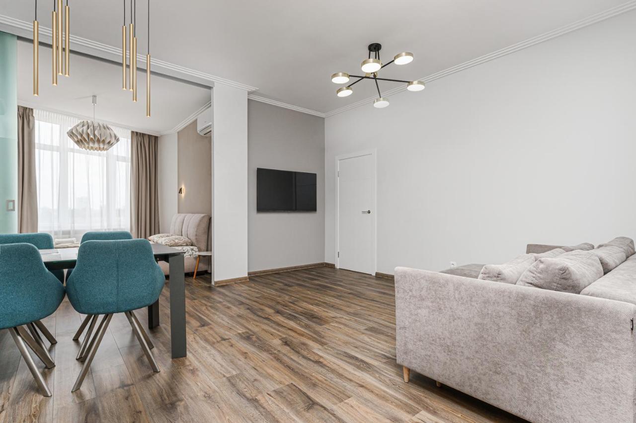 Sea Symphony 2-Bedrooms Apartment Одеса Екстер'єр фото